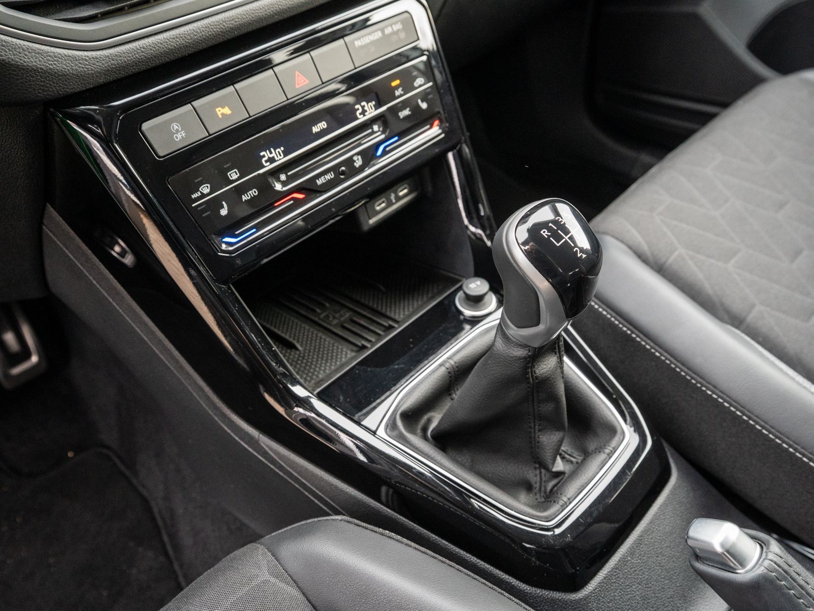 Volkswagen T-Cross - Bild 16
