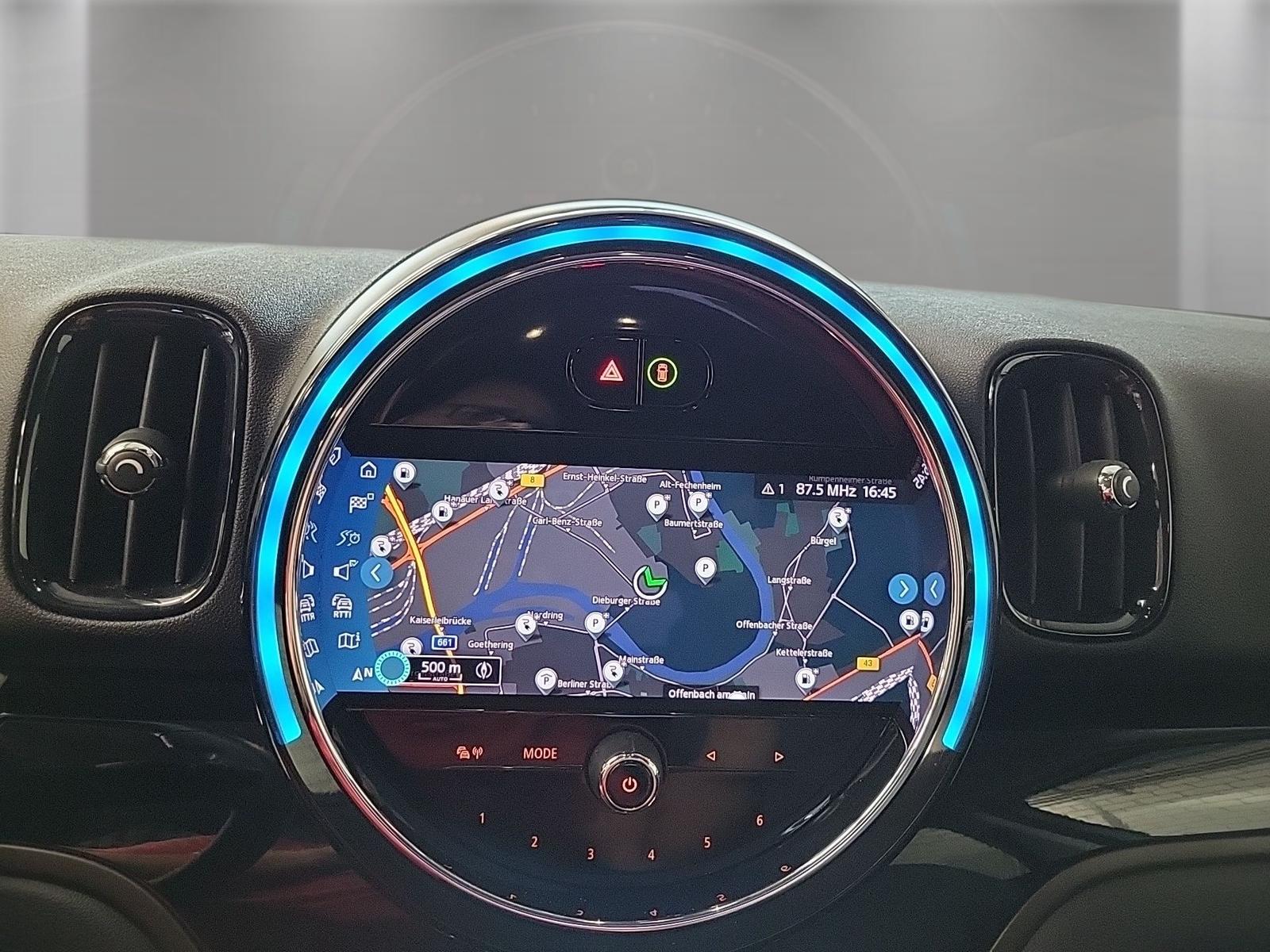 MINI Cooper SE ALL4 Countryman Navi Kamera LED