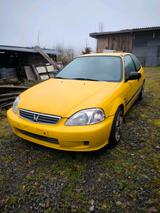 Honda Civic EJ9 Gelb - Honda aus 2001