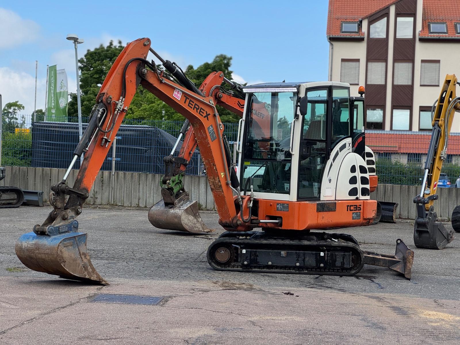 Schaeff Terex TC 35, TC 48, TC 29 , 3 Löffel