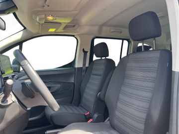 Opel Combo Life Elegance 1,2 Turbo Navi+RFK+SHZ+LM