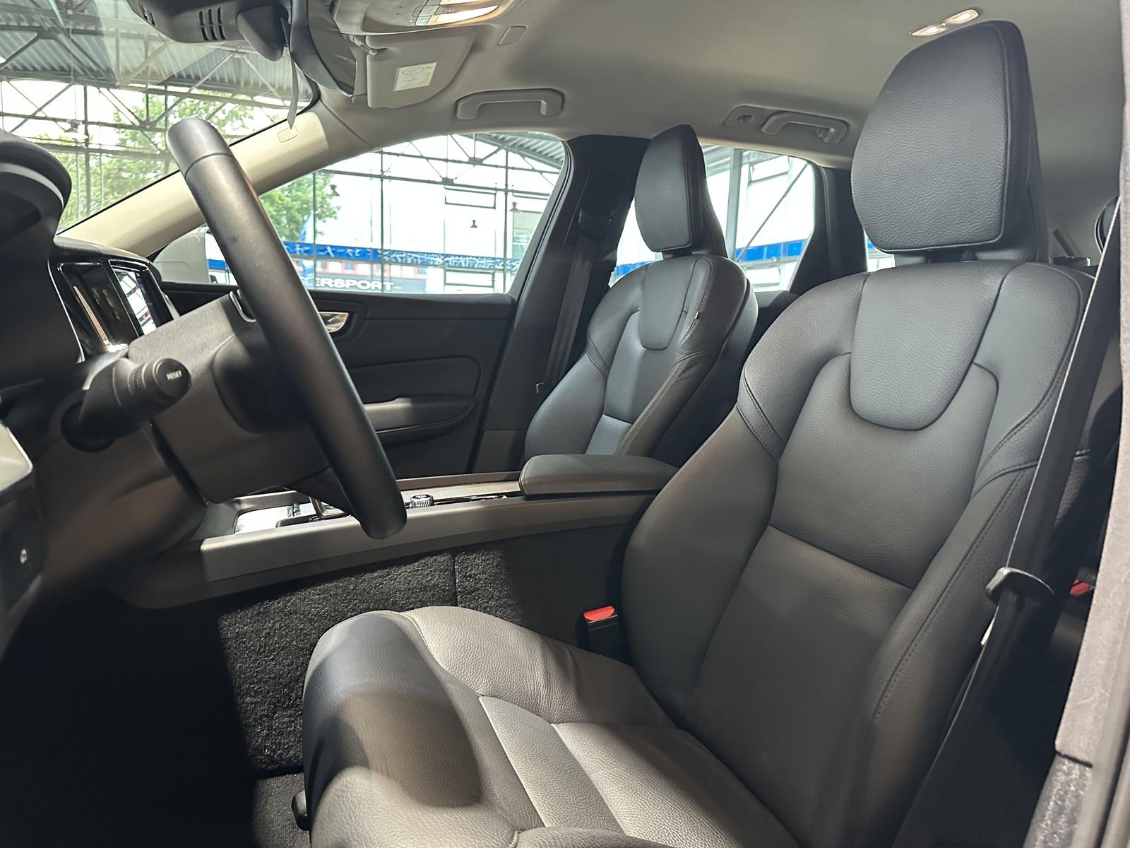 Volvo XC60 Core Leder R.Cam Navi AWD 4xSHZ LED DAB, миниатюра 10