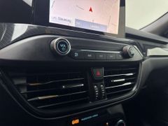 FORD Focus ST-Line 1.0 Aut. Totwinkel Kam Lenk. Heiz.