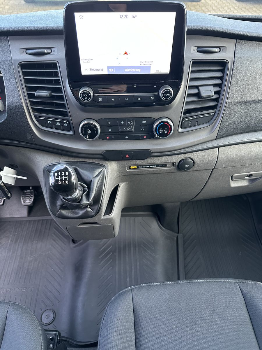 Fahrzeugabbildung Ford Transit Custom 300 L2H1 NAV+SHZ+PP+SORTIMO+KAMER
