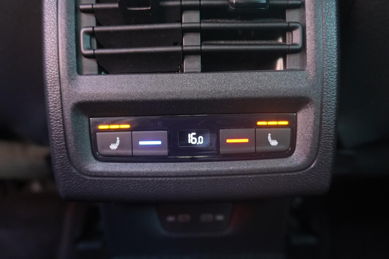 Volkswagen Golf VIII 1.5 TSI LED Navi Kamera Standheizung, миниатюра 14