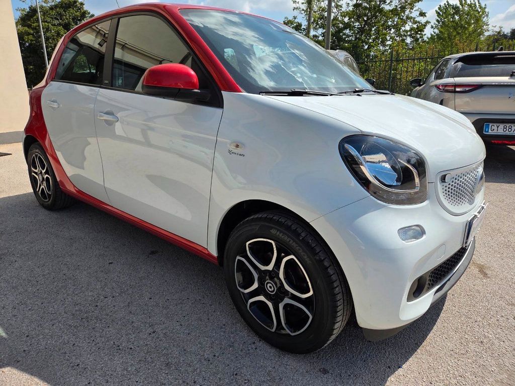 Image of Smart ForFour