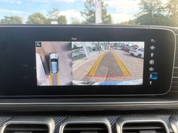 Fahrzeugabbildung Mercedes-Benz AMG GLE 63 S 4Matic+ AHK Pano Keramik 22"