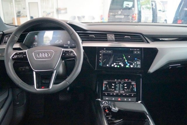 Audi e-tron - Bild 7