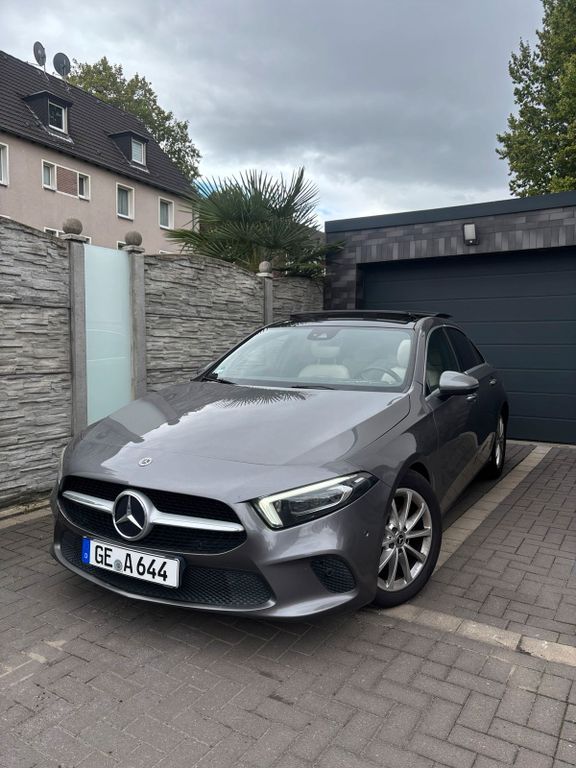 Image of Mercedes-Benz A 200
