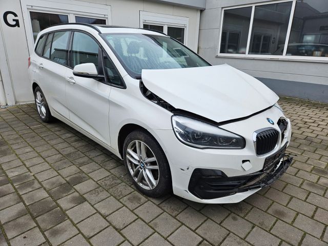 BMW 220 d xDrive Autom. AHK Navi 7sitzer