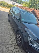 Volkswagen Golf 7 Kombi - Volkswagen T7 Kombi Gebrauchtwagen