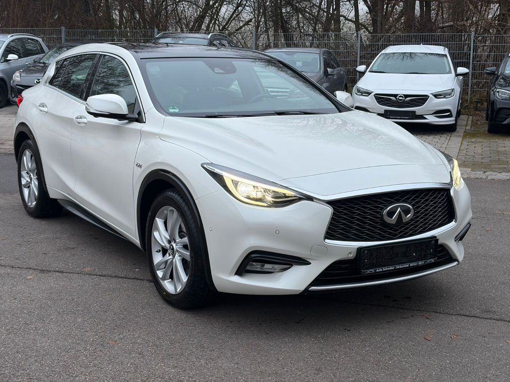 Angebot ansehen Infiniti Q30