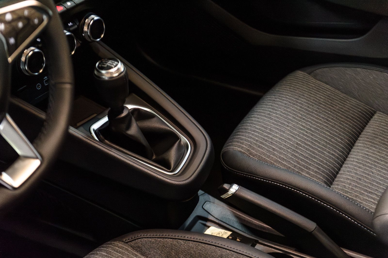 Fahrzeugabbildung Mitsubishi Colt 1.0 Turbo Edition +LM +Kamera +PDC +Navi