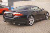 Jaguar XK 4,2I Coupe Aut - Jaguar XK mit Benzin-Antrieb: Automatik
