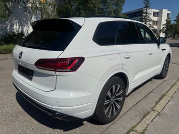 Volkswagen Touareg - 7