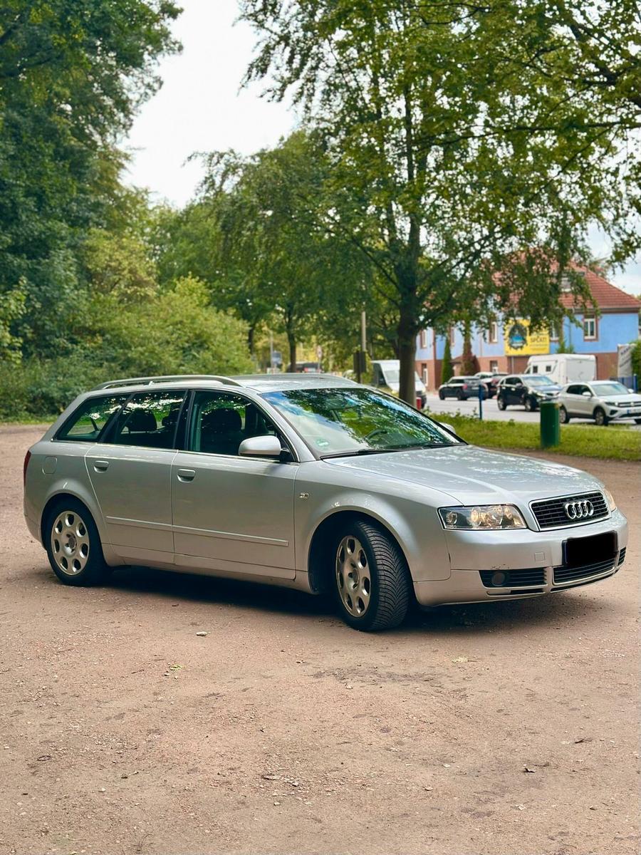 Audi A4 2004 — engine 131 HP (96kW)