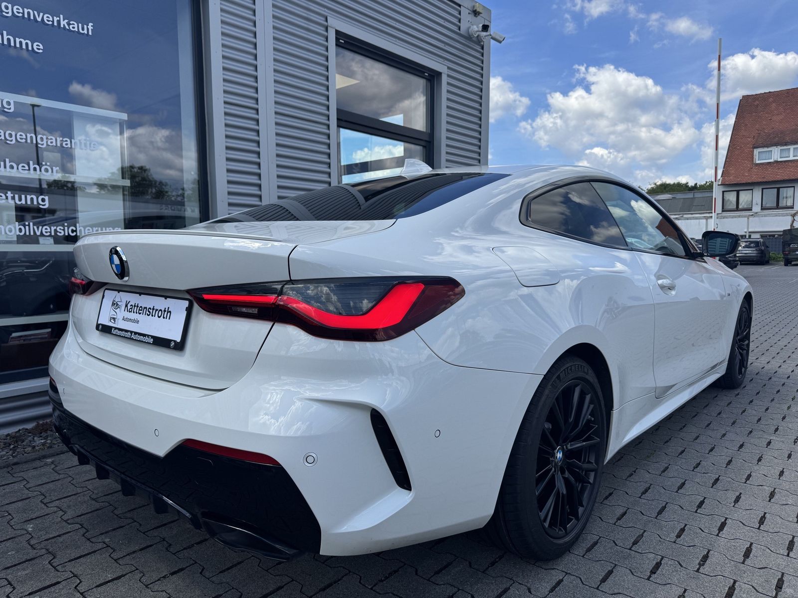 BMW M440i Coupe DrivAss Laser HeadUp Hifi KeyLess Me foto 3