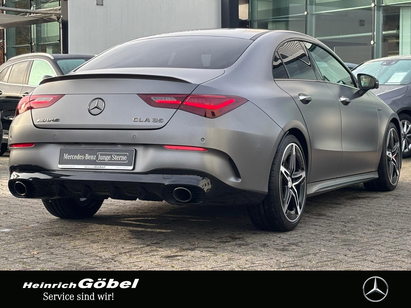 Fahrzeugabbildung Mercedes-Benz AMG CLA 35 4M PANO*BURMESTER*DISTRONIC*MEMORY*