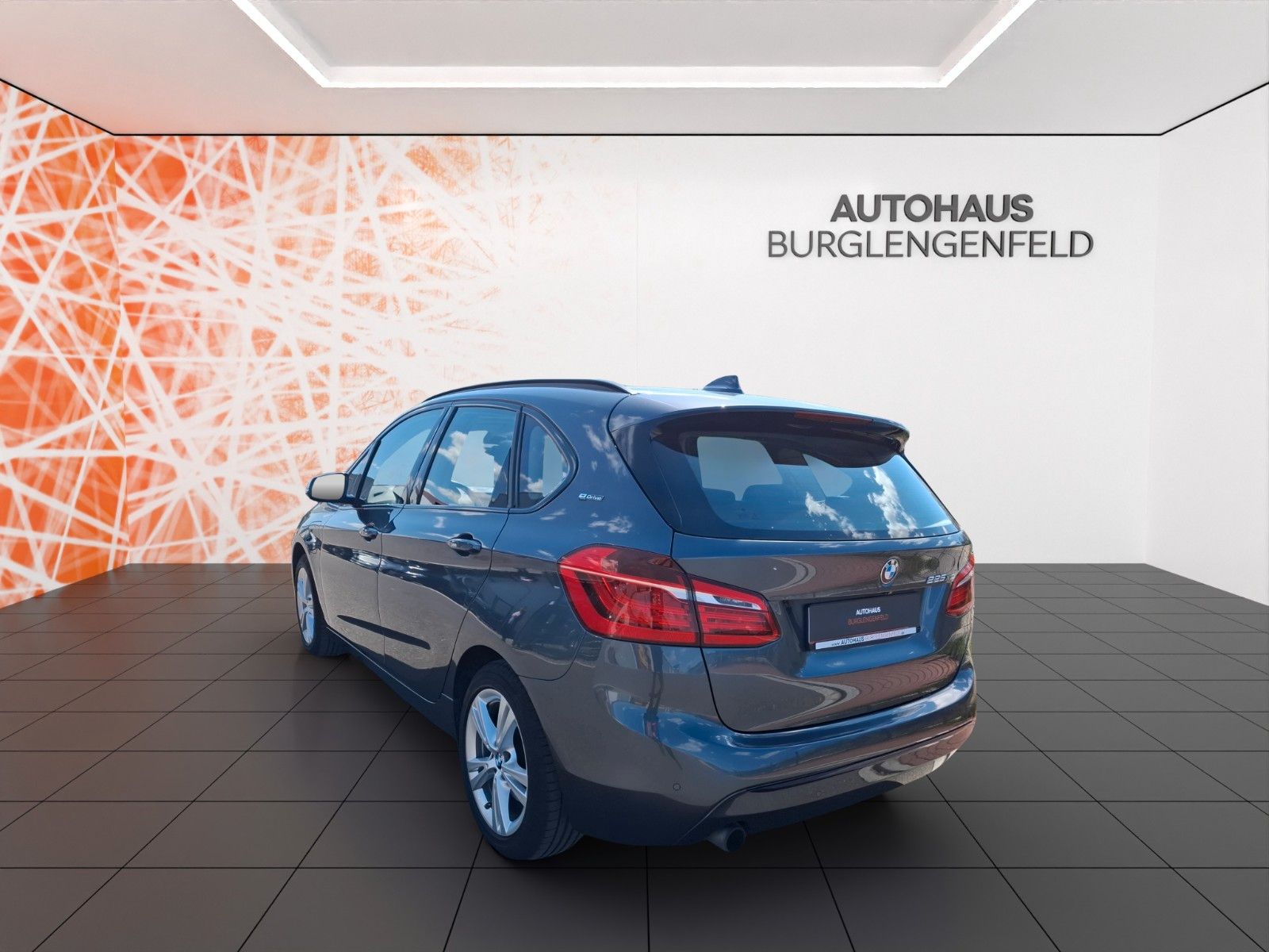 Fahrzeugabbildung BMW Active Tourer 225xe Sport Line ! RFK ! PANORAMA