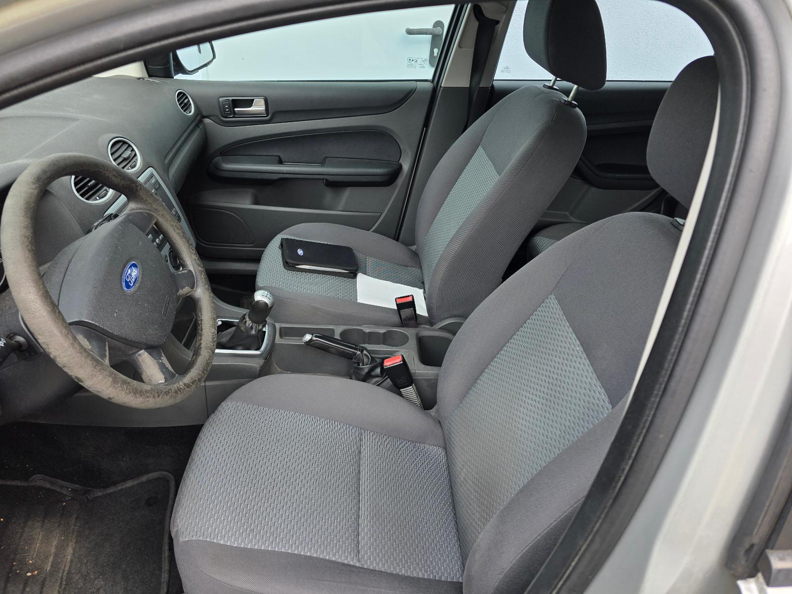 Ford Focus 2006 — photo 5