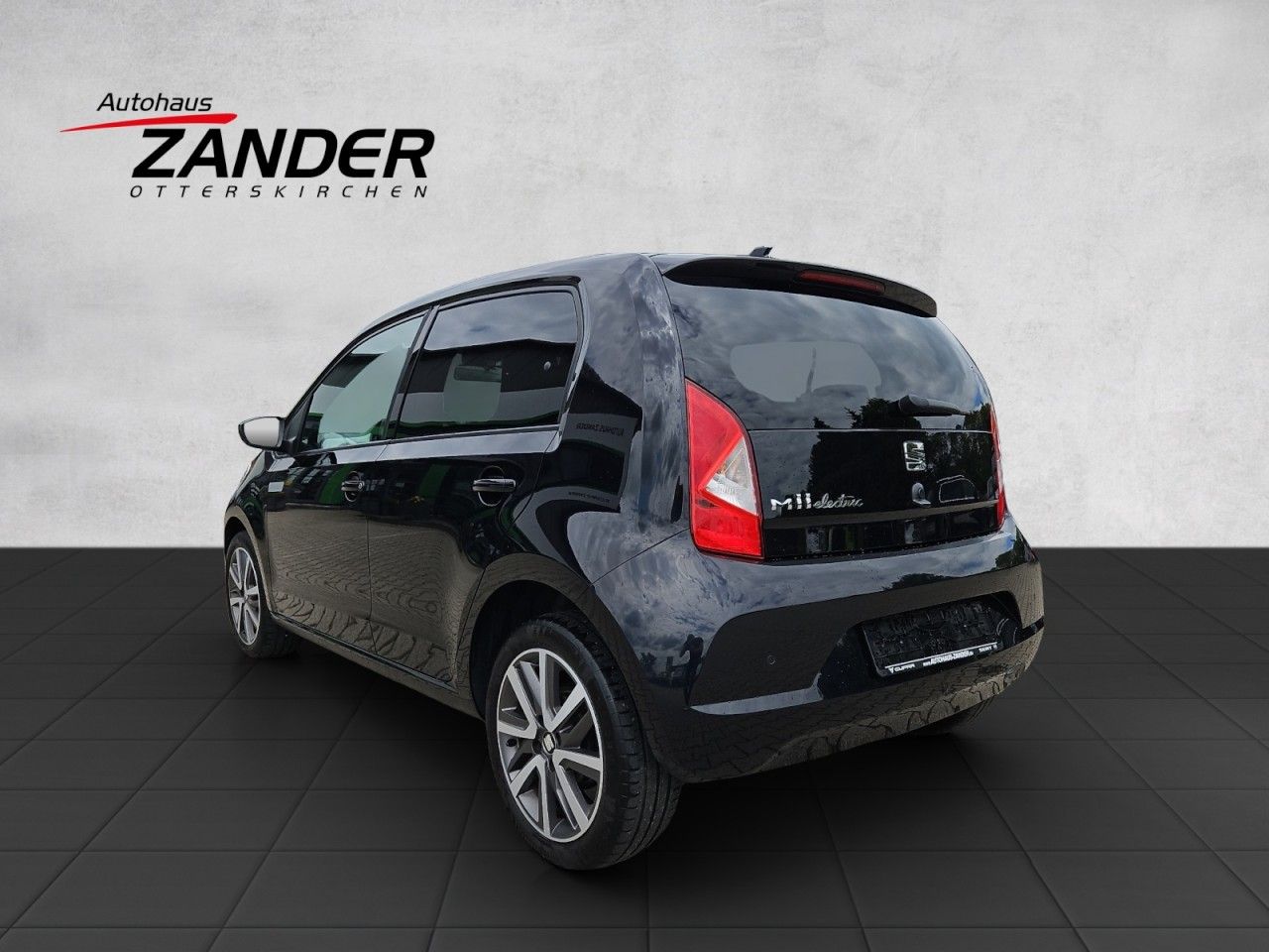 Fahrzeugabbildung SEAT Mii electric Plus + Batteriezertifikat