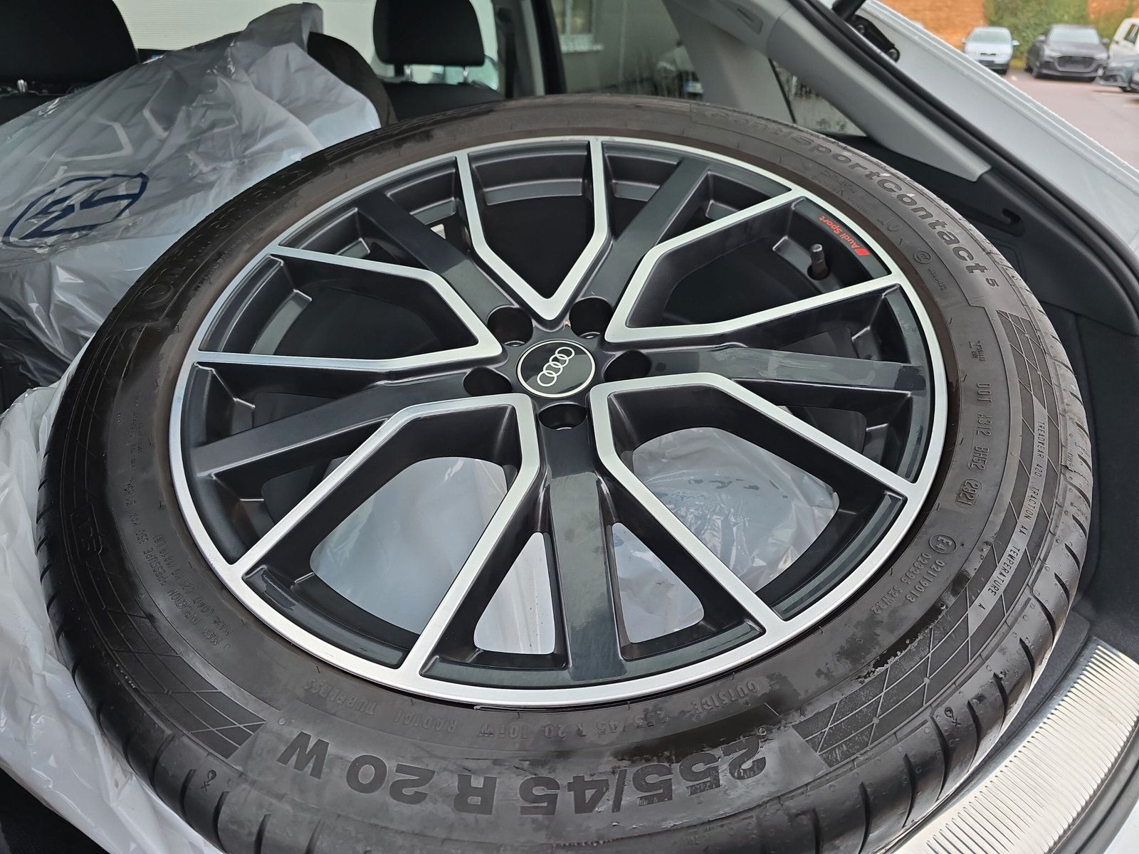 Fahrzeugabbildung Audi Q5 Sportback 50 TFSIe qu S line Navi LED ACC Vir