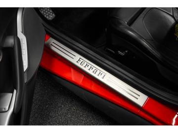 صورة مصغرة 15 لـ 2018 Ferrari PORTOFINO