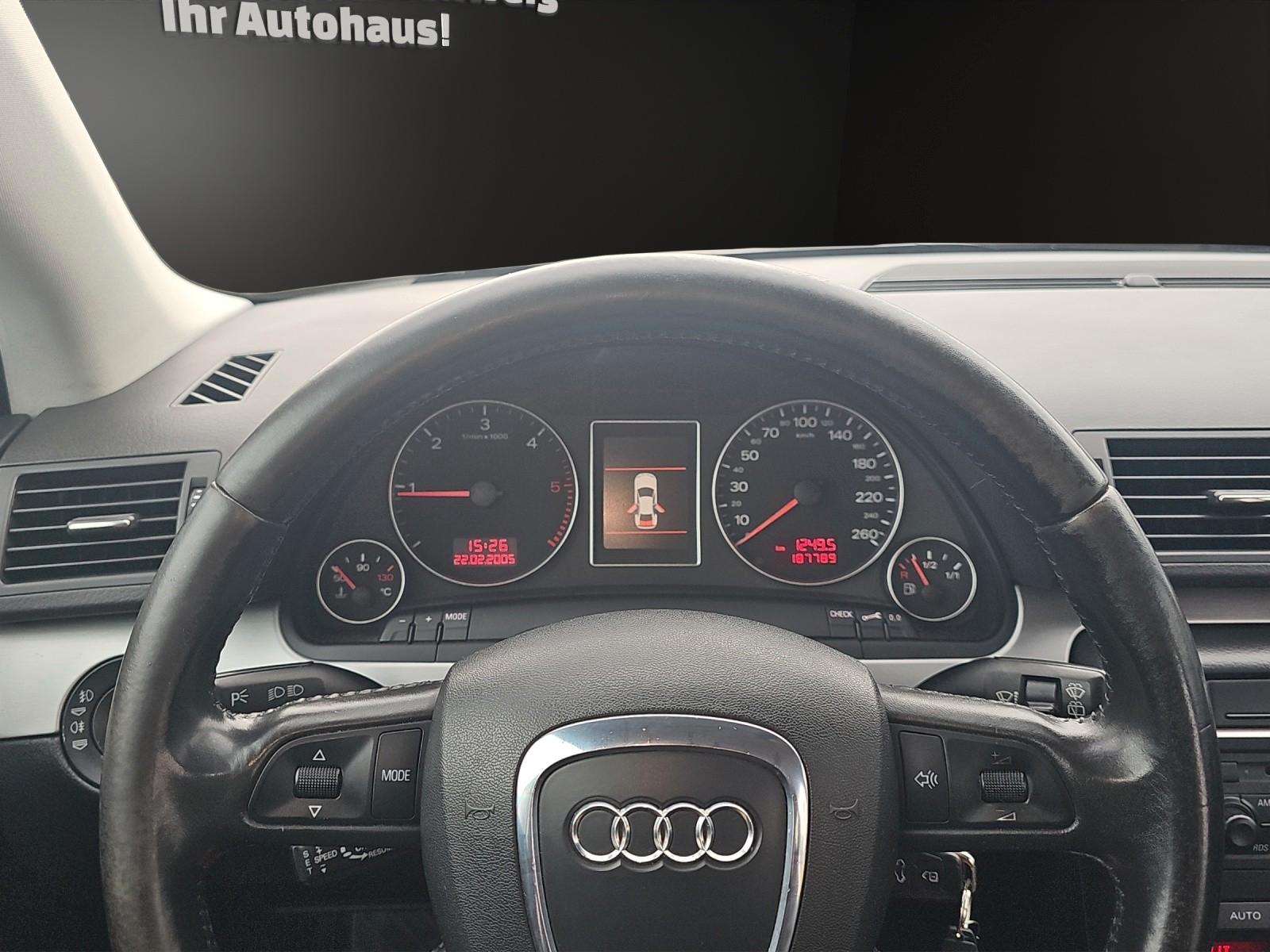 Audi A4 2006 — photo 12