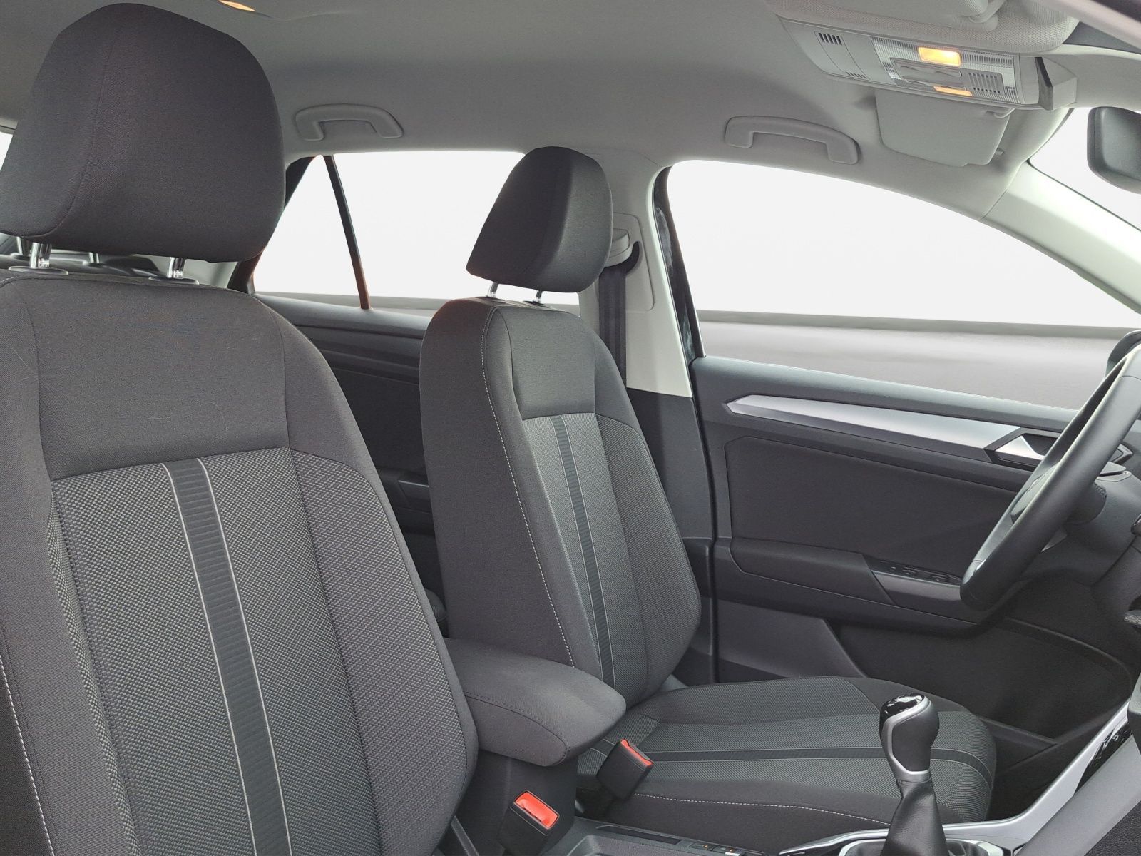 Volkswagen T-Roc - Bild 6