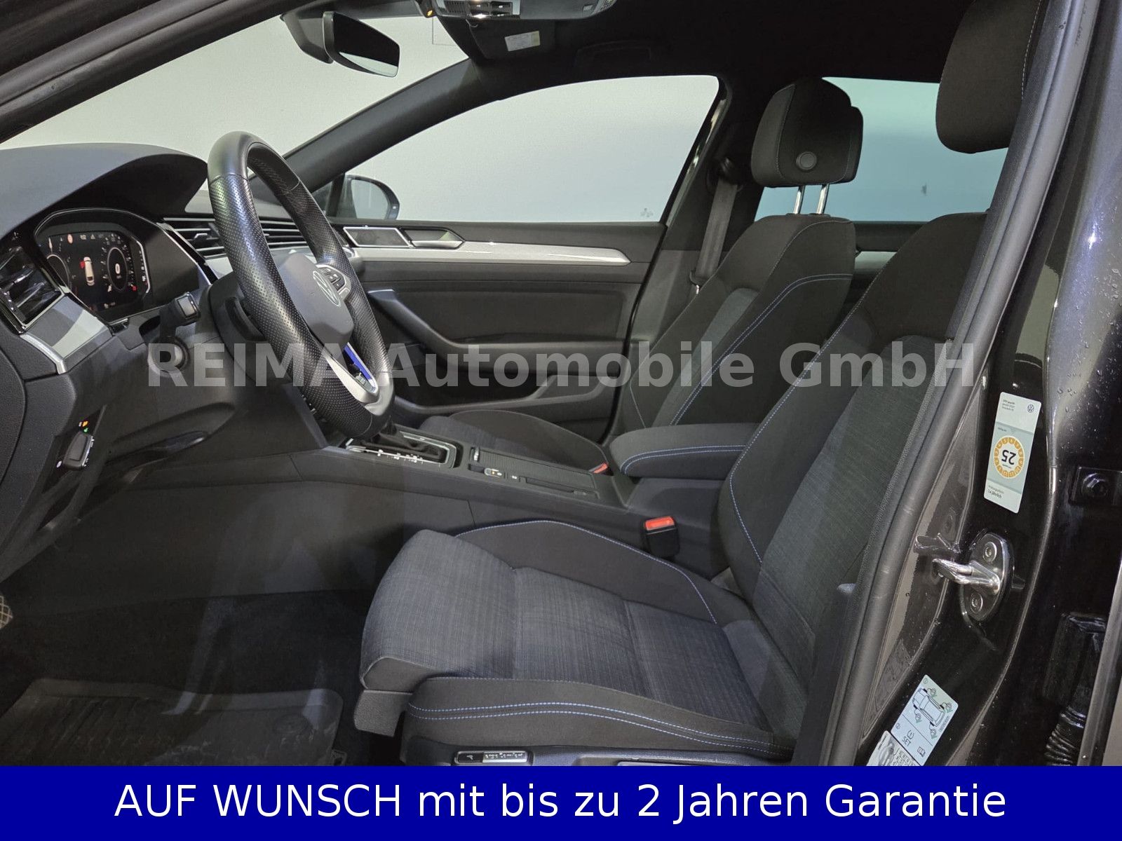 Fahrzeugabbildung Volkswagen Passat Variant 1,4i GTE Hybrid, Massage, LED