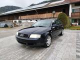 Audi A6 Avant - Audi A6 aus 2002 mit Benzin-Antrieb: Kombi