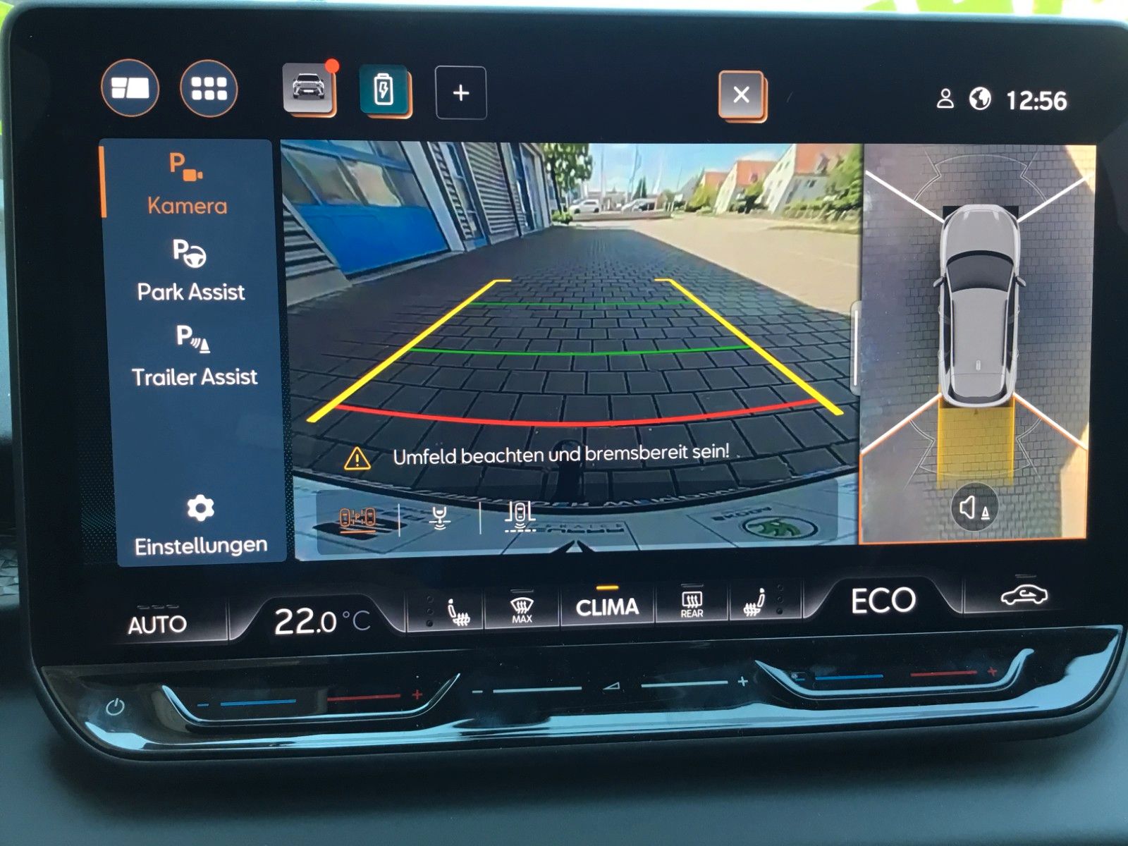Fahrzeugabbildung CUPRA Terramar 1.5 e-HYBRID DSG+AHK+Kessy+Navi+18"