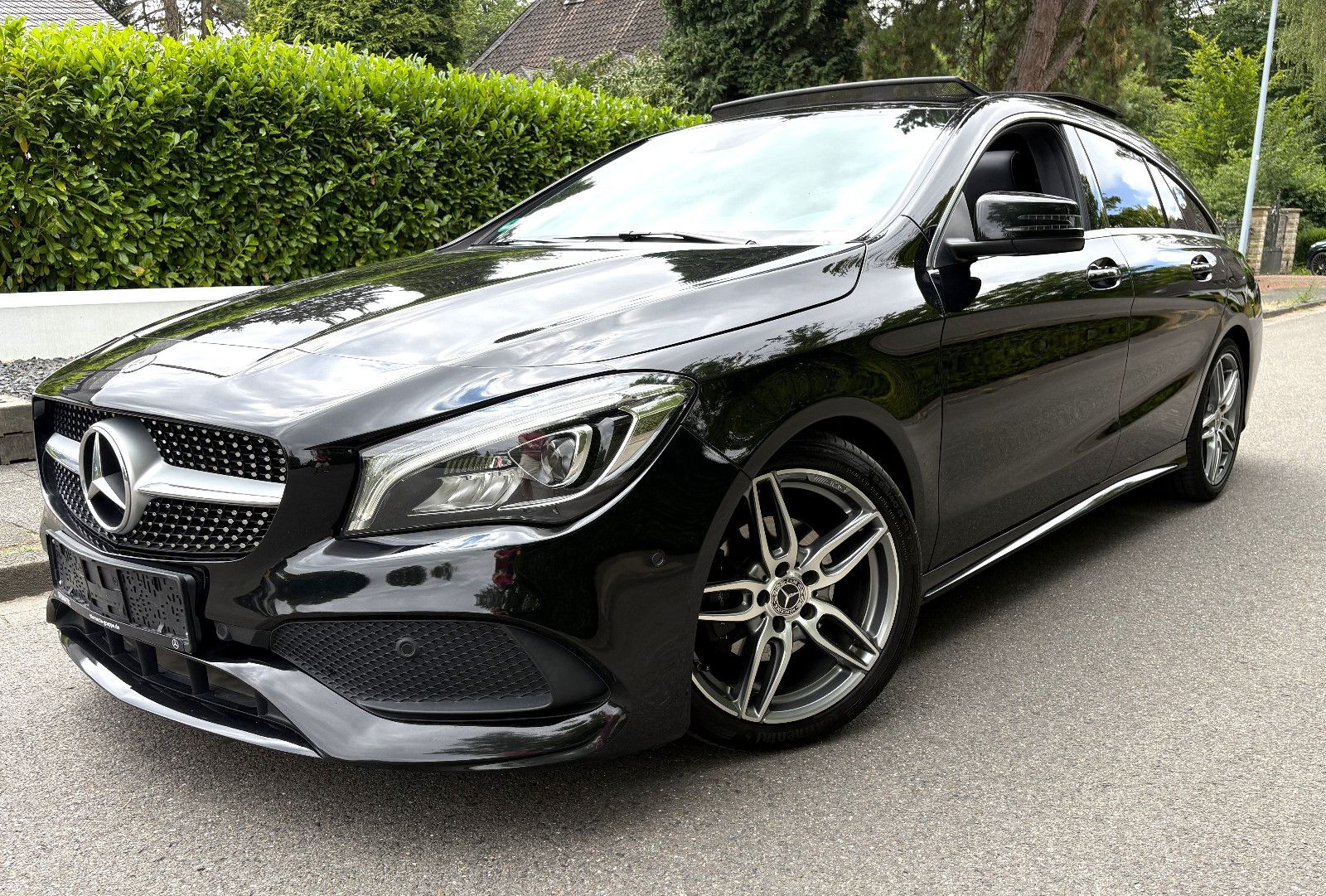 Mercedes CLA 180 Shooting Brake - 1