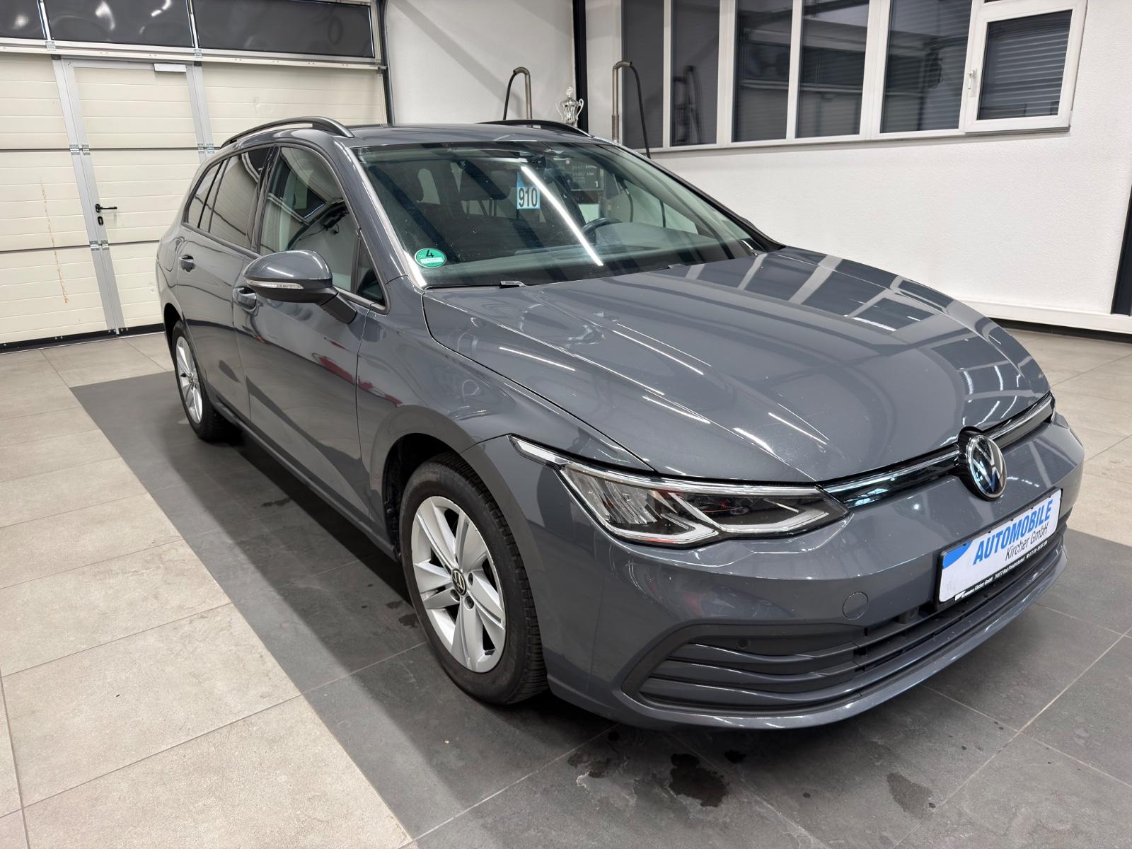 Volkswagen Golf VIII*Variant*LED*Navi*RFK*STHZ*ACC*72500 km