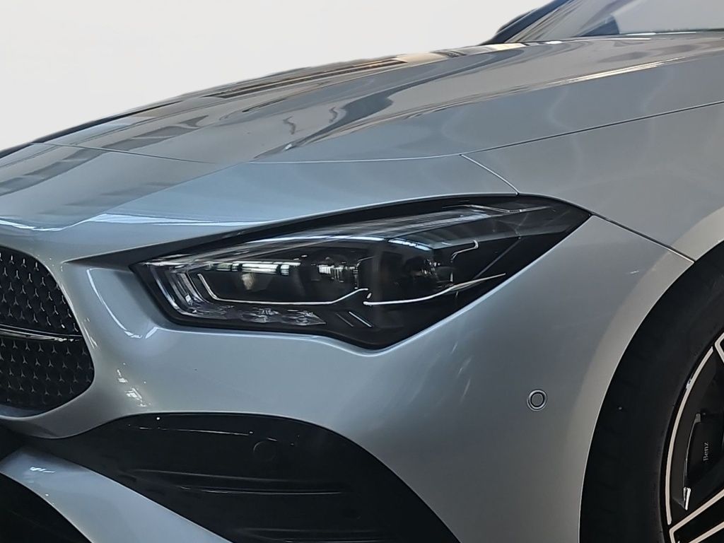 Fahrzeugabbildung Mercedes-Benz CLA 200 Coupé AMG Night AHK Pano LED 360 Memory