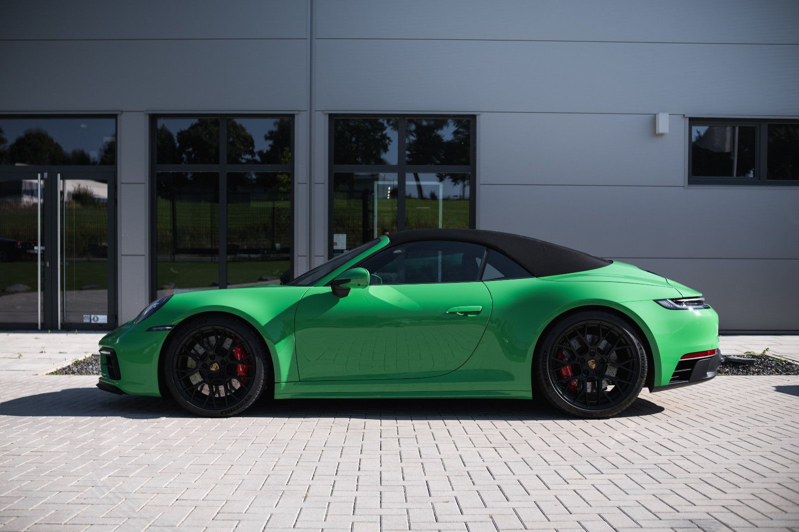 Fahrzeugabbildung Porsche 992/911 GTS-LED-Sitzbelü.-Inno-360´´-90 Ltr.