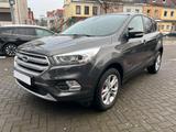 Ford Kuga Titanium PDC T.Leder CarPlay SHZ
