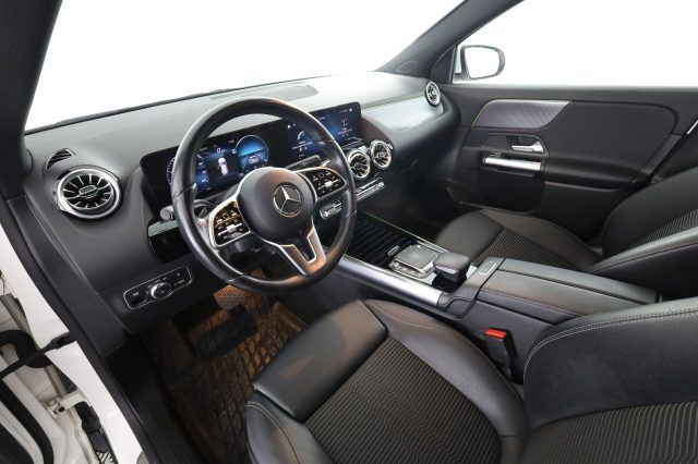 MERCEDES-BENZ MERCEDES-BENZ CLA sse GLA GLA 200 d Automatic SP