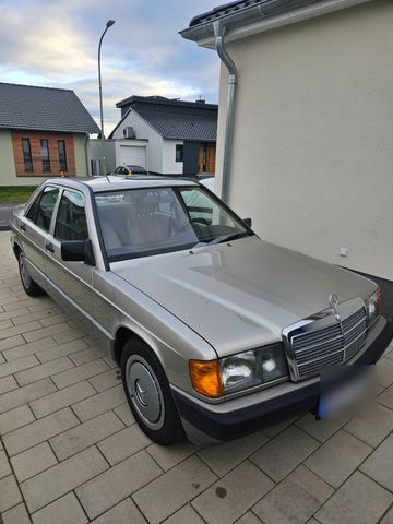 Mercedes-Benz Mercedes 190E 1.8 Automatik mit H-Zulassun...