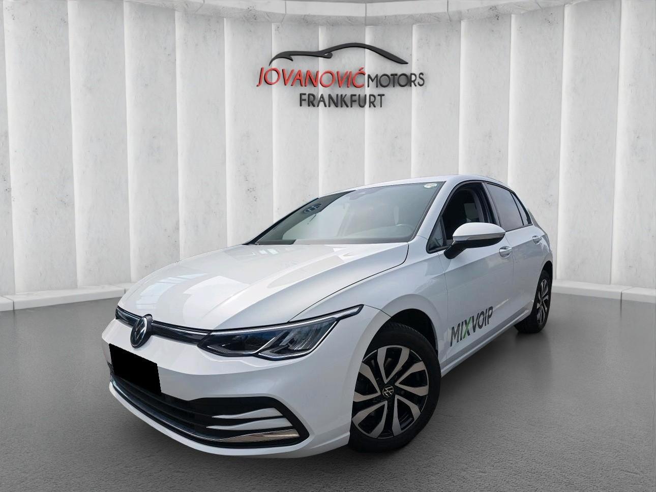 Volkswagen Golf VIII 1.0 eTSI DSG Active,VollDig,RFK,LED*59