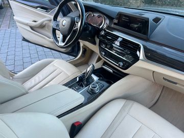 BMW 530 - 12