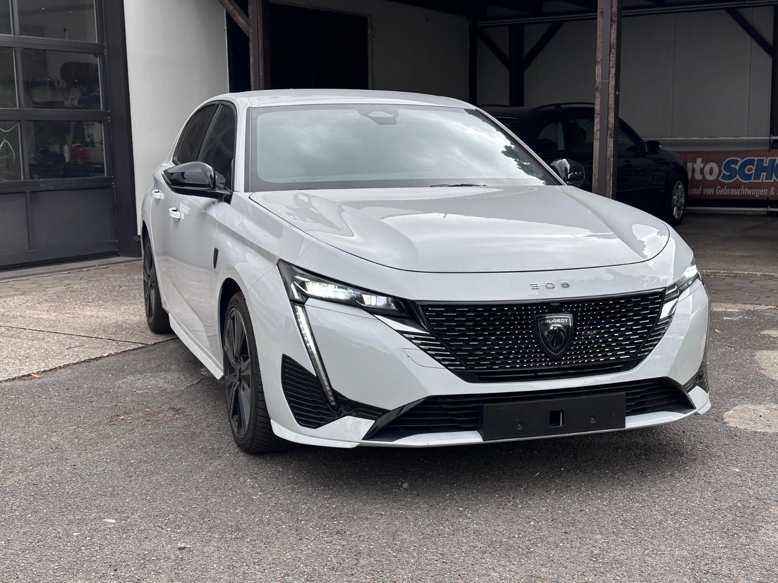 Peugeot 308 GT-Automatik-360Camera-Alcantara-30000km-1Hd