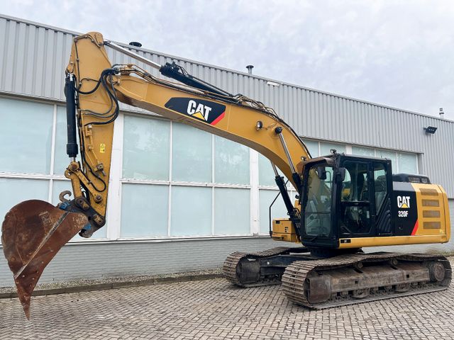 CAT 320 FL     2017      7327 H