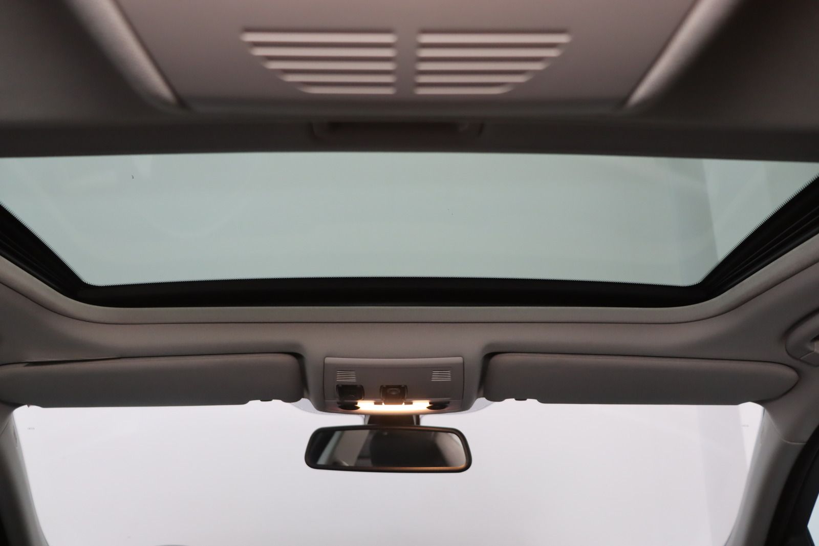 Fahrzeugabbildung BMW 325 i * Xenon * SD * Leder