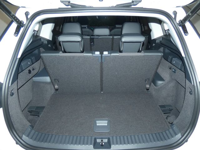 Tayron 1.5 eTSI OPF DSG Elegance AHK 7 SITZER