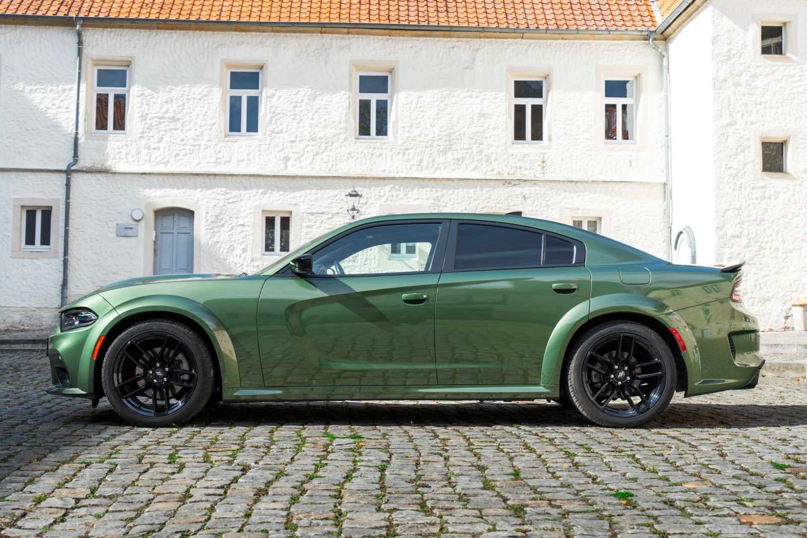 Fahrzeugabbildung Dodge Charger 5,7L DAYTONA WIDEBODY ALPINE CARPLAY KAM