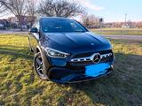 Mercedes-Benz GLA 250 e DCT -