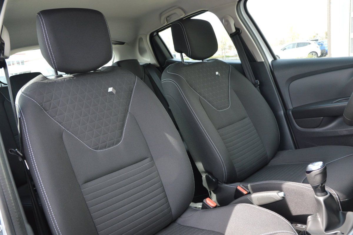 Fahrzeugabbildung Renault Clio IV Ganzjahresreifen Limited