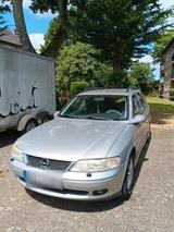 Opel Vectra kombi - Opel Vectra aus 2001: Kombi