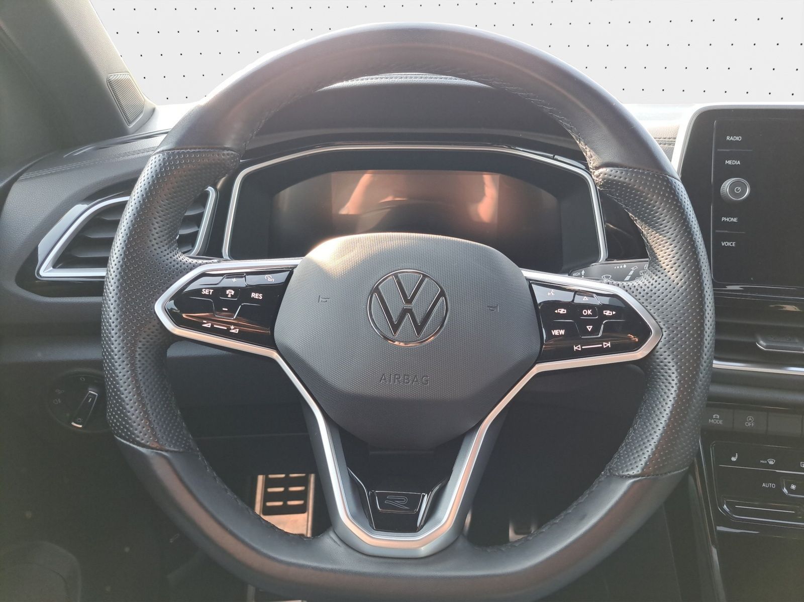Volkswagen T-Roc - Bild 8